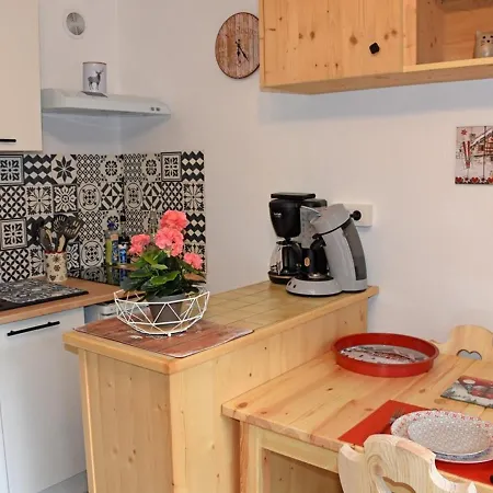Cosy 22m² Aux Pieds Des Pistes, Proche Commerces, Avec Balcon Et Parking - - Fr-1-573-116 * Saint-Jean-d'Aulps