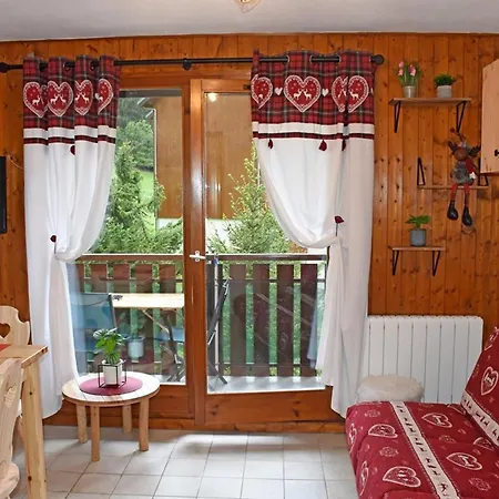 Apartment Cosy 22m² Aux Pieds Des Pistes, Proche Commerces, Avec Balcon Et Parking - - Fr-1-573-116 *